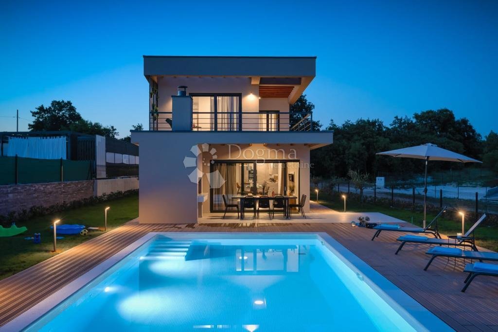 House in Svetvincenat, Istria County, Croatia 1 - 13672941