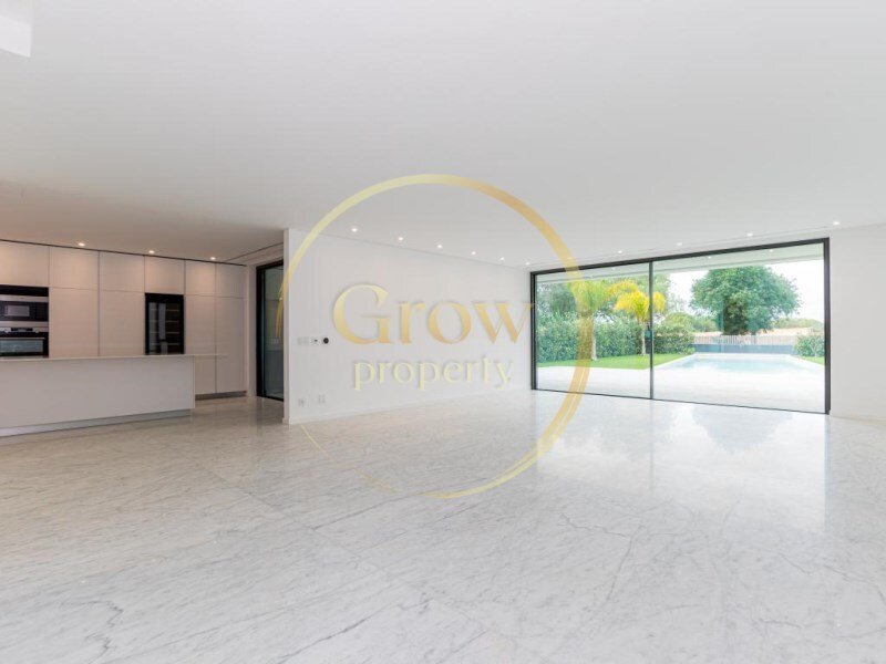 House in Vilamoura, Quarteira, Algarve 2 - 15270342
