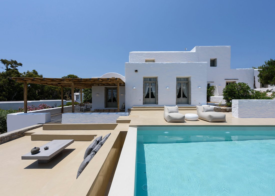 Villa in Paros, Aegean, Greece 2 - 15270631