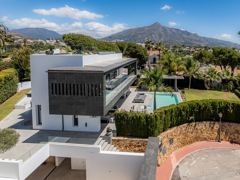 Villa in Nueva Andalucia, Marbella, Spain 4 - 15269898