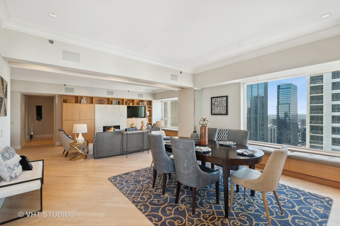 Elegant Condo At The Prestigious Park Tower In Chicago, Illinois ...