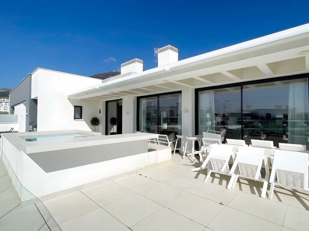 Apartment in Fuengirola, Andalusia, Spain 1 - 15270682