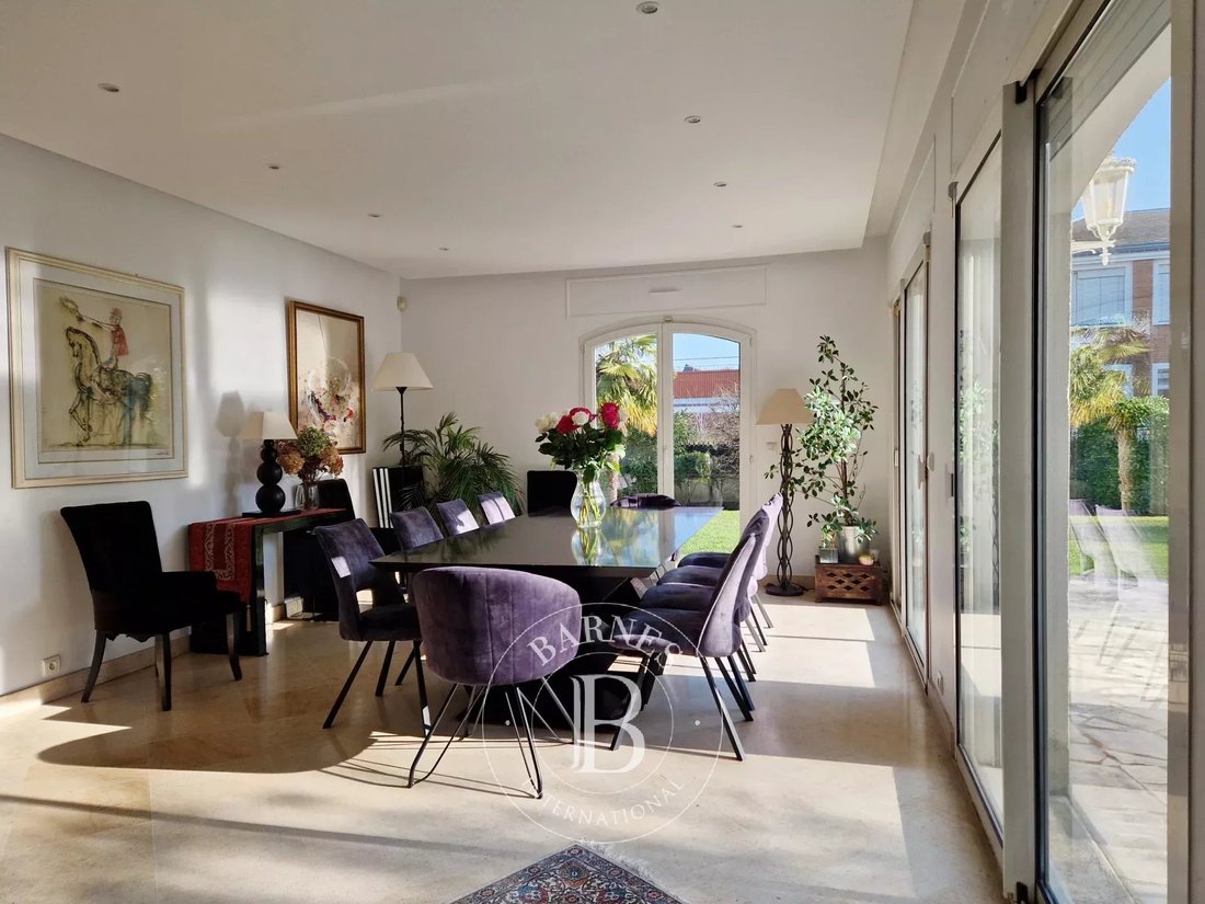 House in Centre Ville-Tour du Lac, Enghien-les-Bains, France 5 - 15269701