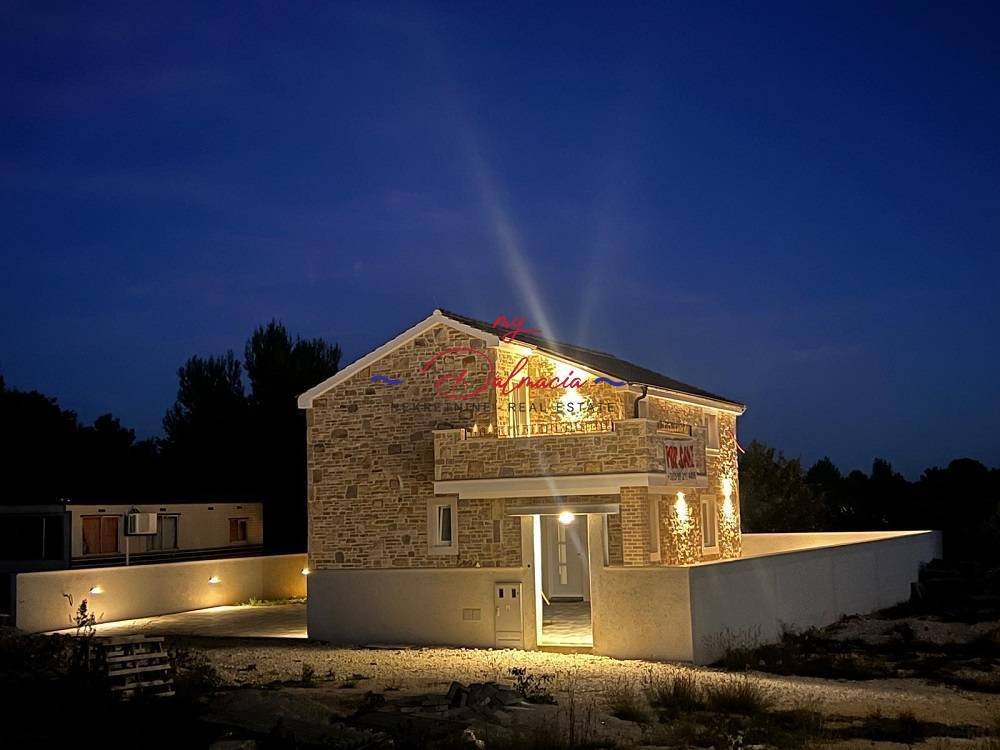 House in Vrsi, Zadar County, Croatia 4 - 15270945