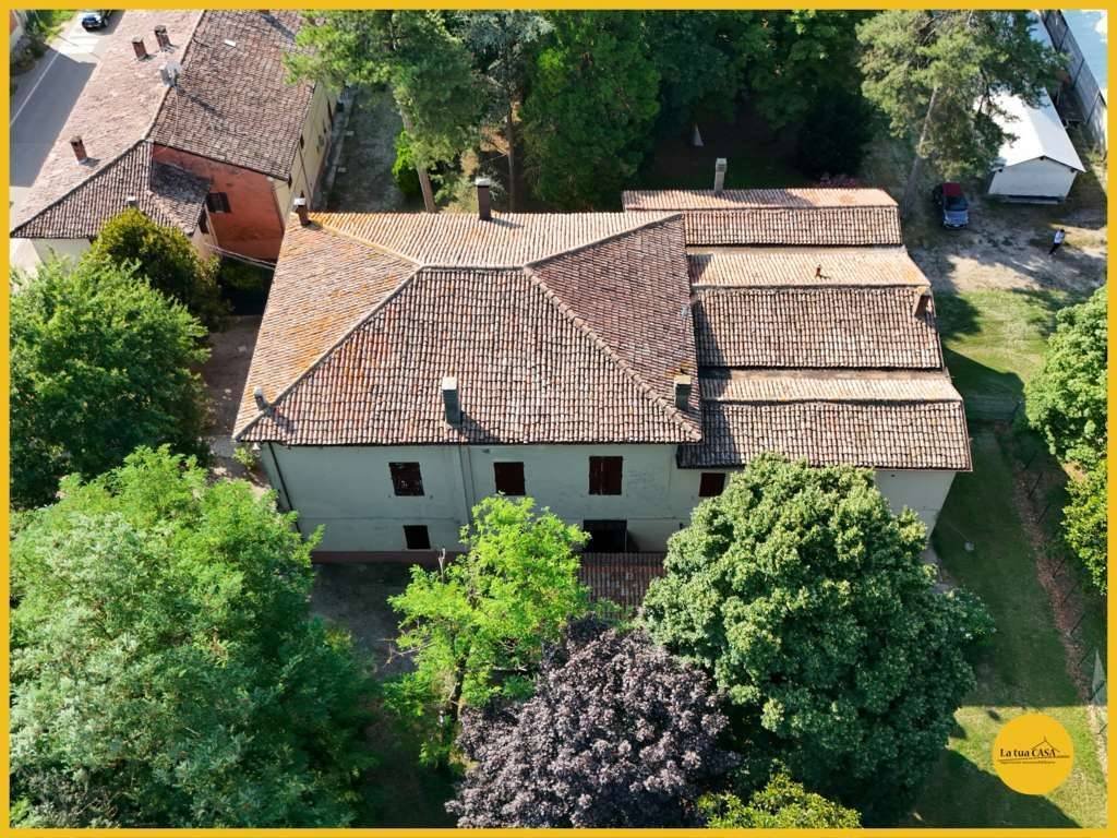 House in Budrio, Emilia-Romagna, Italy 4 - 15271356