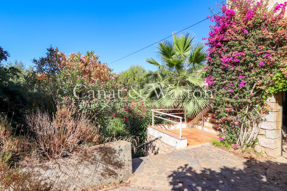 Villa in Rayol-Canadel-sur-Mer, Provence-Alpes-Côte d'Azur, France 5 - 14485478
