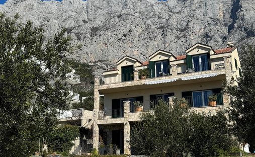 House in Makarska, Split-Dalmatia County, Croatia 1