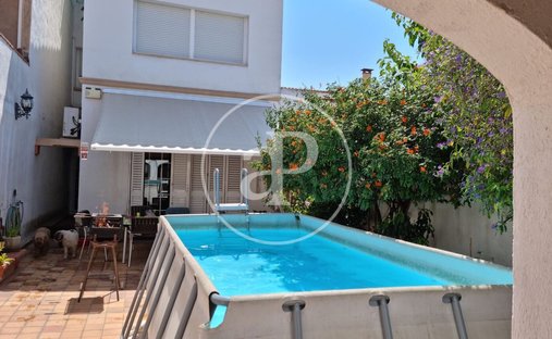 Villa in Sabadell, Catalonia, Spain 1
