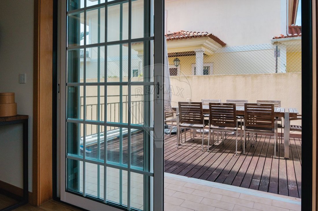 House in Carcavelos e Parede, Lisbon, Portugal 1 - 15182802