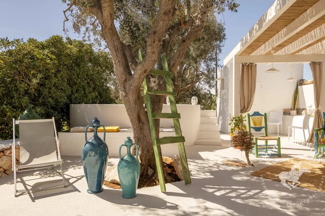 Casa en Sava, Apulia, Italia 1 - 15269455