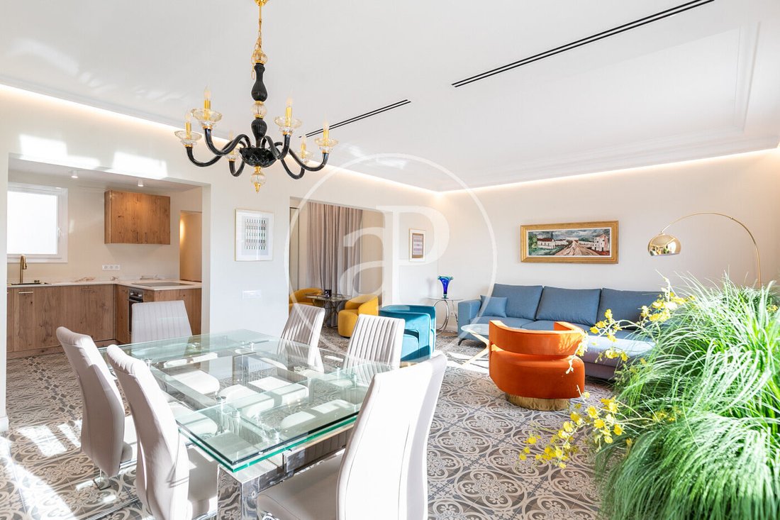 Apartment in Eixample, Barcelona, Spain 4 - 15270614