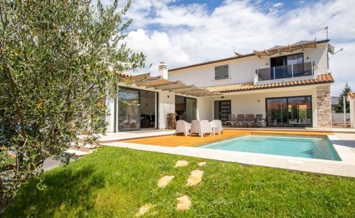 Villa in Sisan, Istria County, Croatia 1