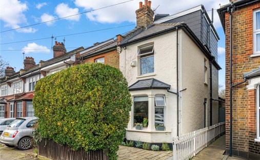 House in Kingston Upon Thames, Royal Borough of Kingston upon Thames, England 1
