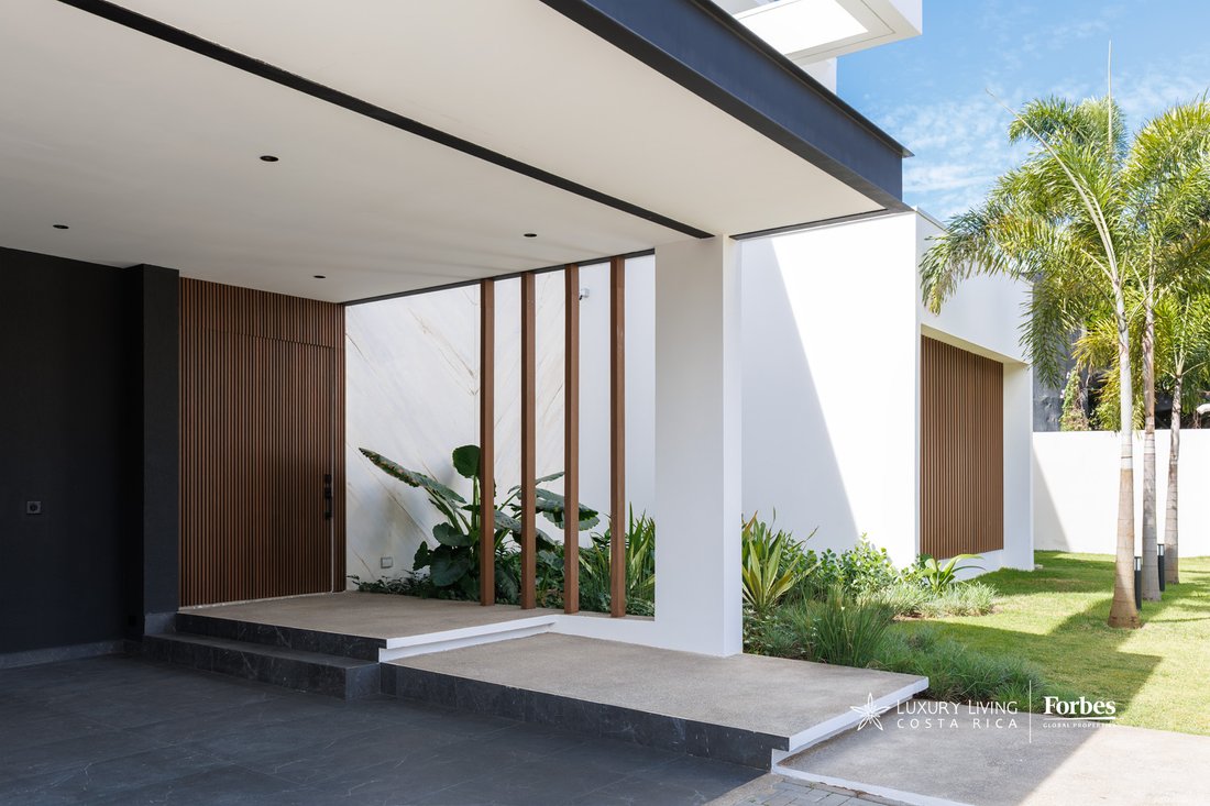House in San Rafael de Escazú, San José Province, Costa Rica 3 - 15270368