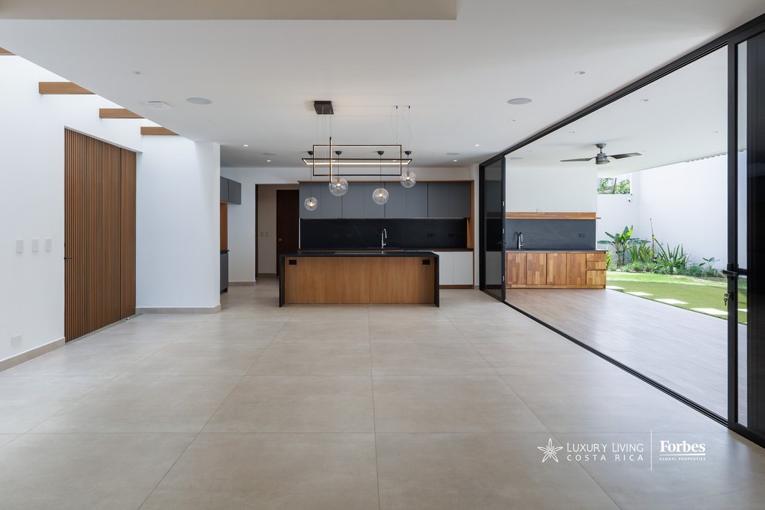 House in San Rafael de Escazú, San José Province, Costa Rica 4 - 15270368