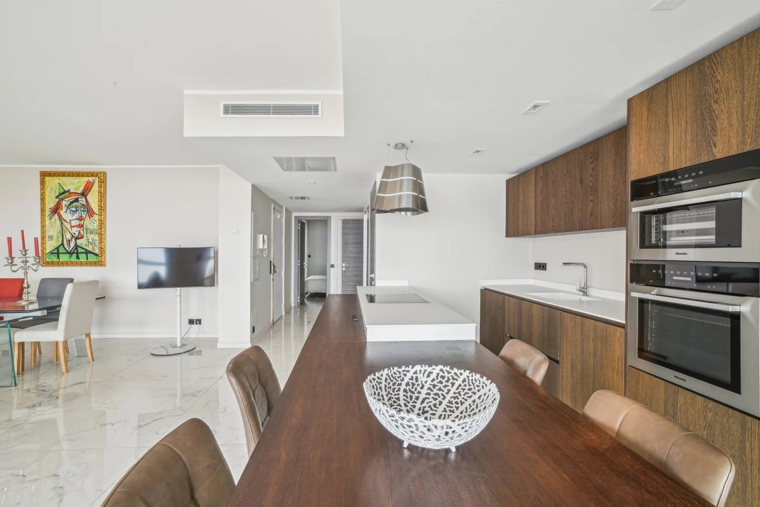 Apartment in La Source, Cannes, France 4 - 15272349