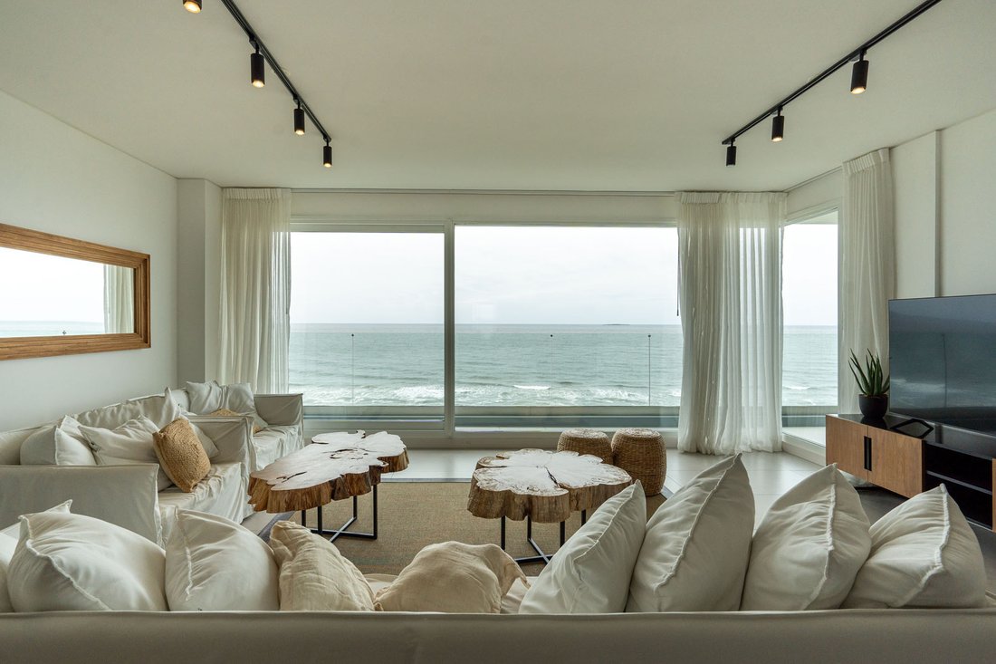 Apartment in Punta del Este, Maldonado Department, Uruguay 2 - 15273192