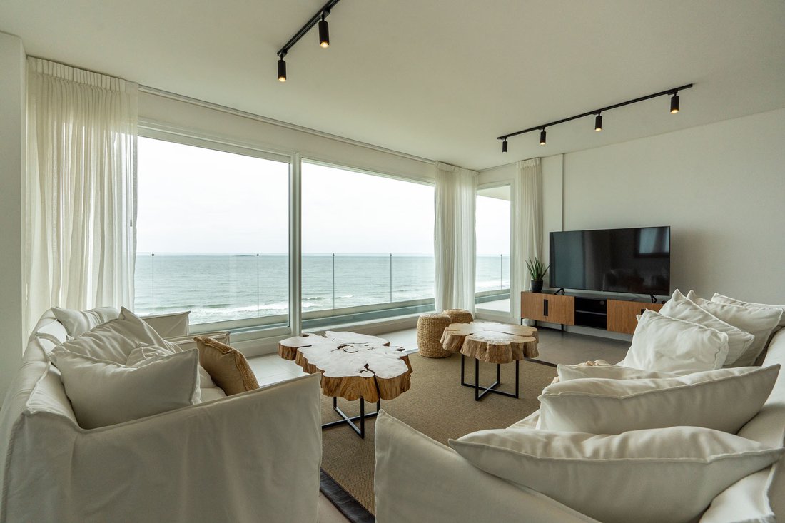 Apartment in Punta del Este, Maldonado Department, Uruguay 1 - 15273192