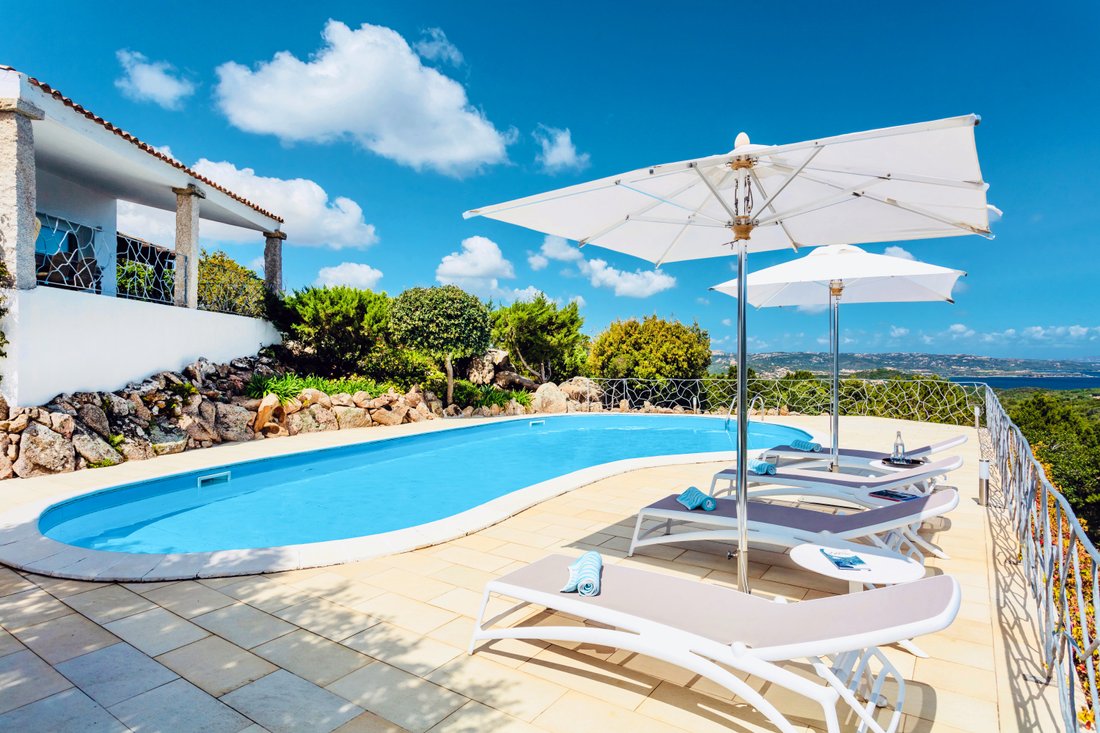 Villa in Arzachena, Sardinia, Italy 3 - 15273369