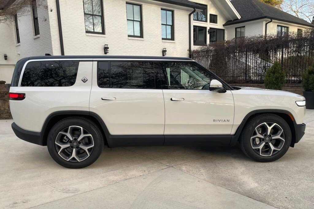 Rivian R1S in Phoenix, AZ, United States 4 - 15275707