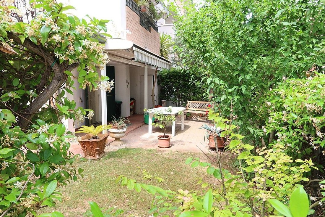 Villa in Pinarella, Cervia, Emilia-Romagna 4 - 15275476
