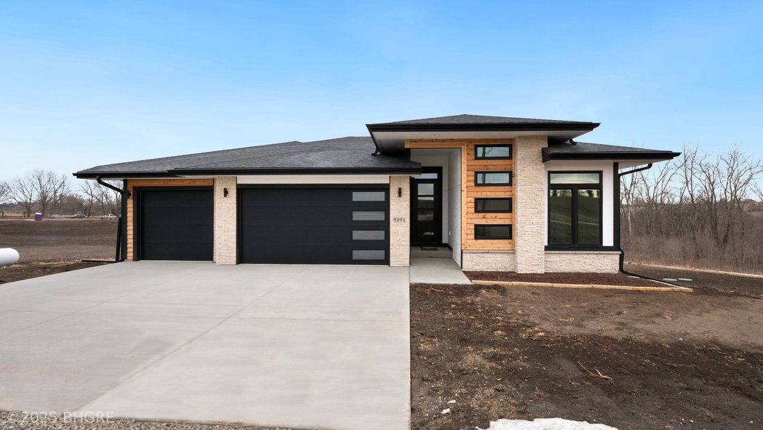 House in Indianola, Iowa, United States 1 - 14445296