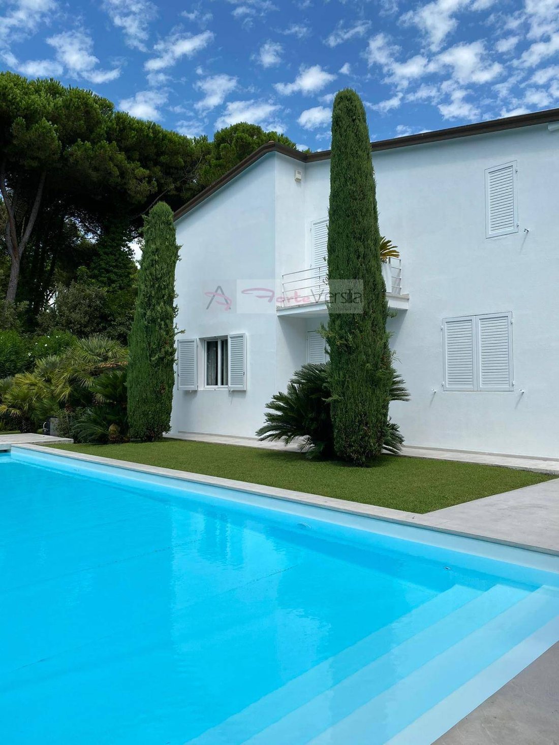 Villa in Roma Imperiale, Forte dei Marmi, Tuscany 2 - 15275368