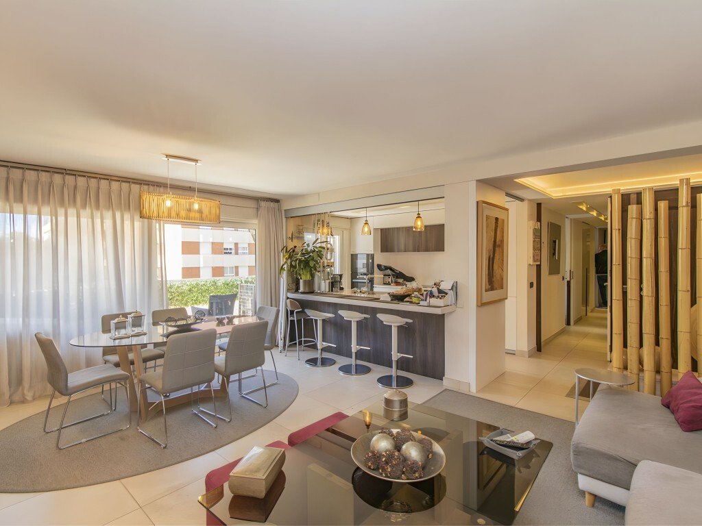 Apartment in Marbella, Andalusia, Spain 3 - 15275030