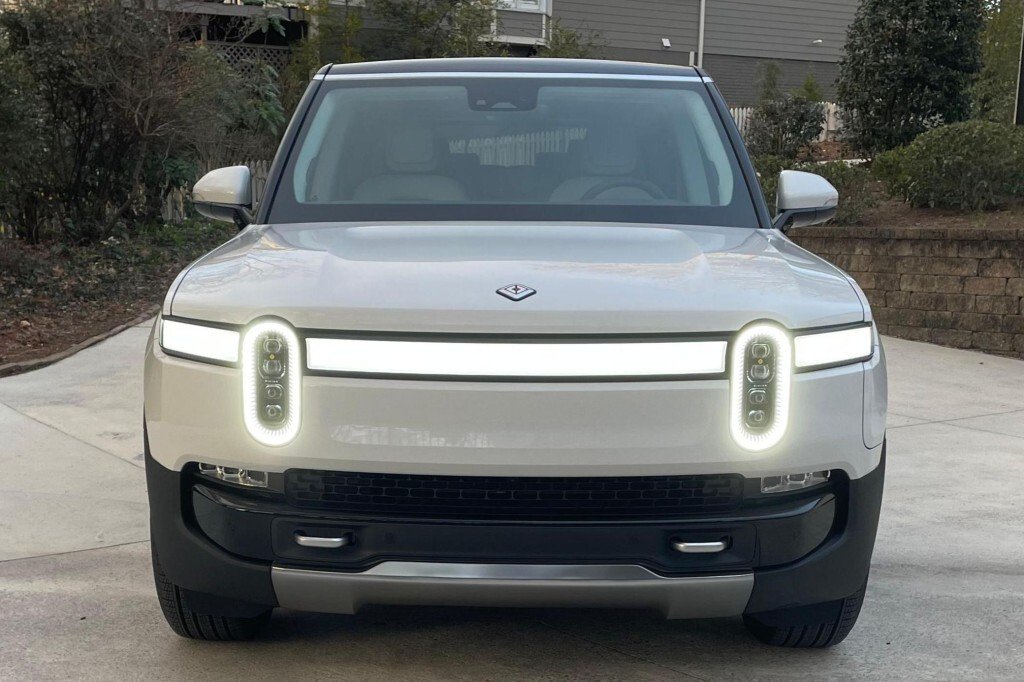 Rivian R1S in Phoenix, AZ, United States 1 - 15275707