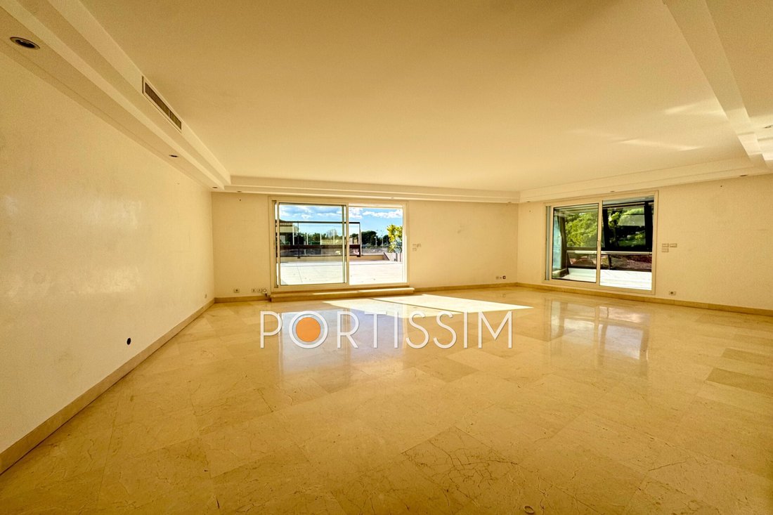 Apartment in Saint-Laurent-du-Var, Provence-Alpes-Côte d'Azur, France 3 - 14424898