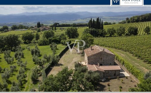 House in Sant'Angelo in Colle, Tuscany, Italy 1