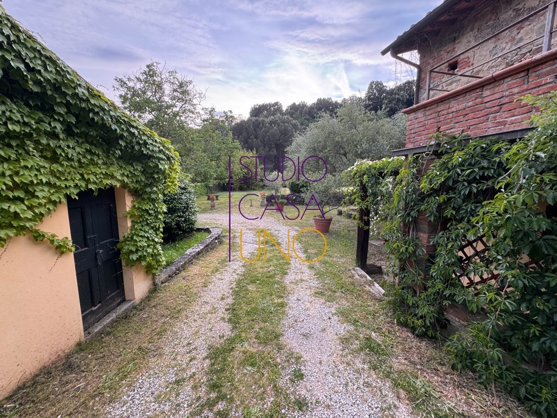 Villa in Terranuova Bracciolini, Tuscany, Italy 2 - 15275469