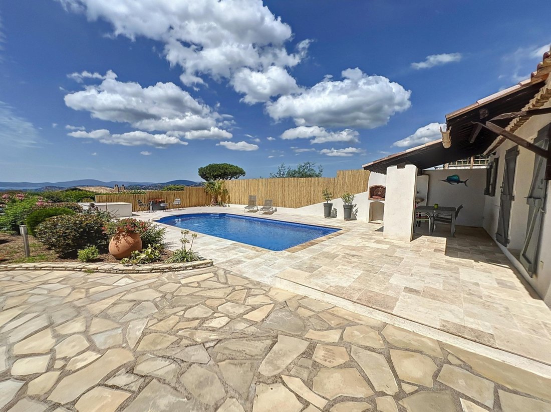 House in Roquebrune-sur-Argens, Provence-Alpes-Côte d'Azur, France 4 - 15278223