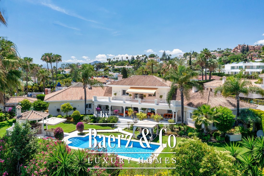 Villa in Marbella, Andalusia, Spain 1 - 13081551