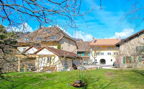Castle for Sale in Féchy, Vaud, Switzerland
