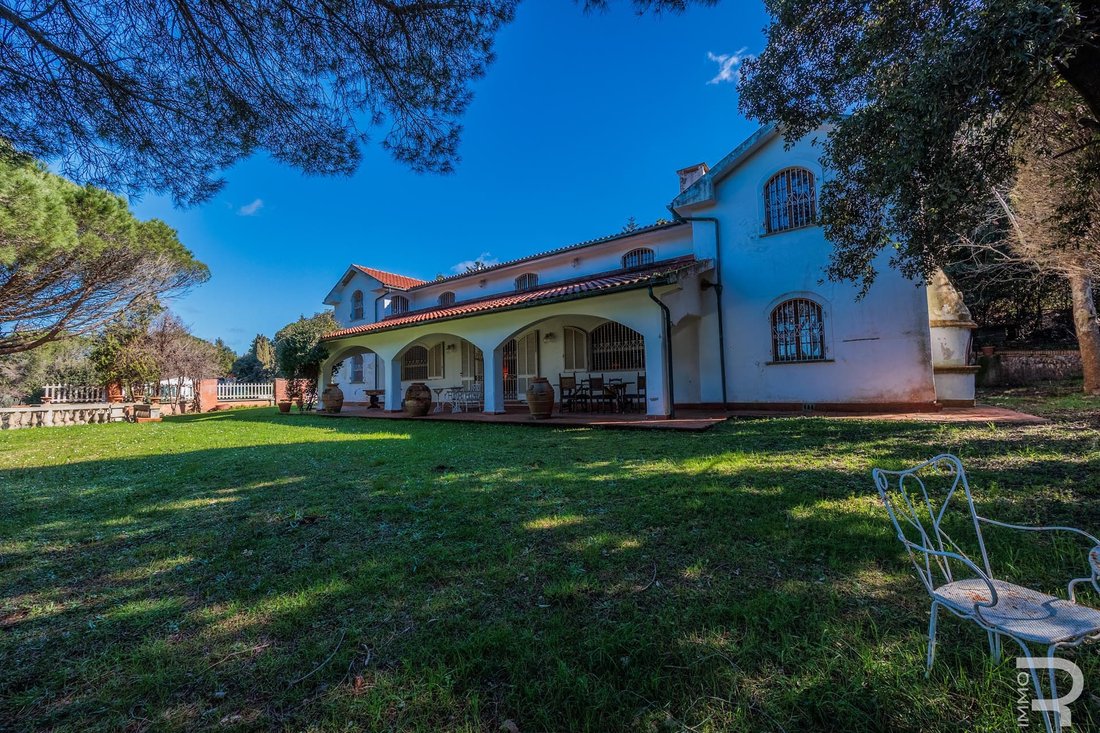 Villa in Historic Center, Livorno, Tuscany 4 - 15277242