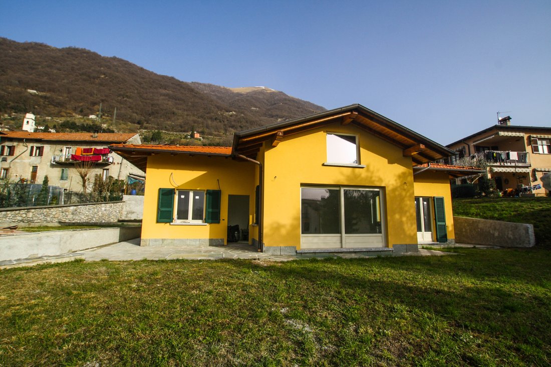 Villa in Tremezzina, Lombardy, Italy 2 - 15277569