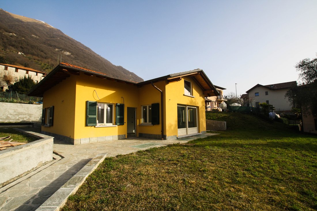 Villa in Tremezzina, Lombardy, Italy 1 - 15277569