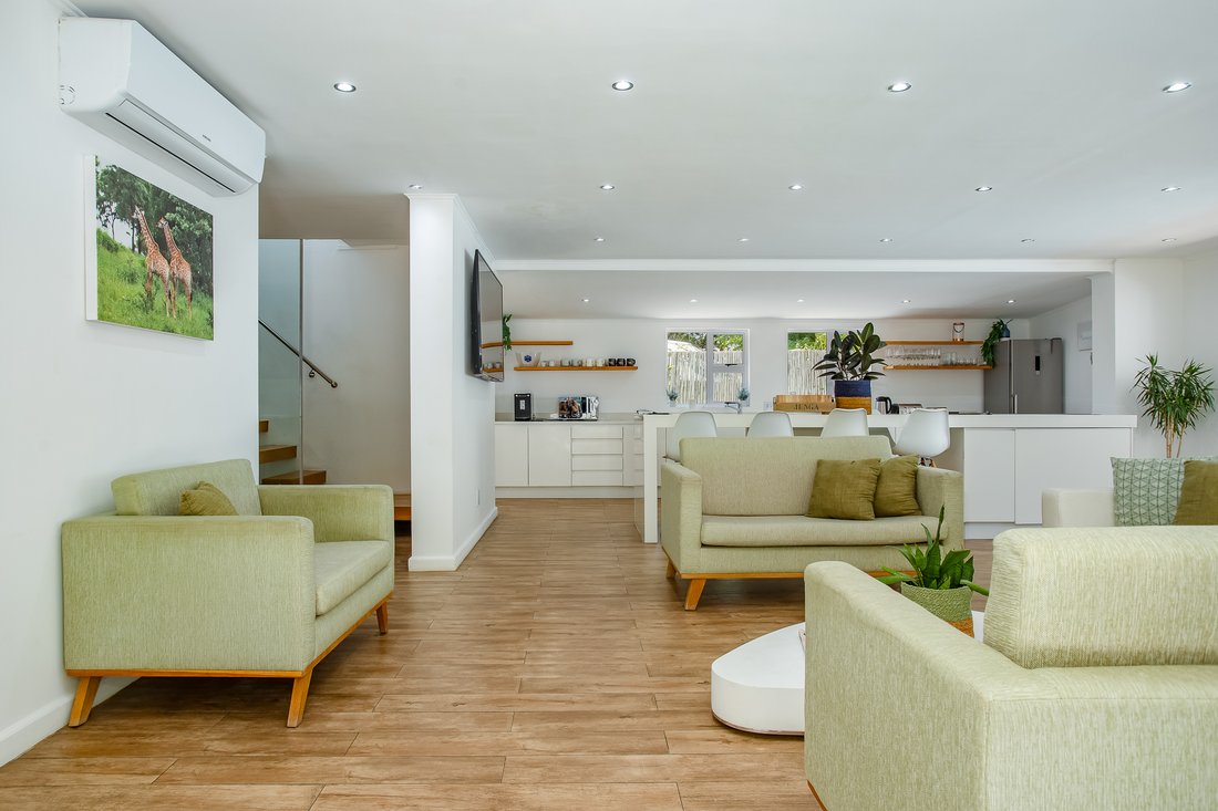 House in Franschhoek, Western Cape, South Africa 4 - 15278251