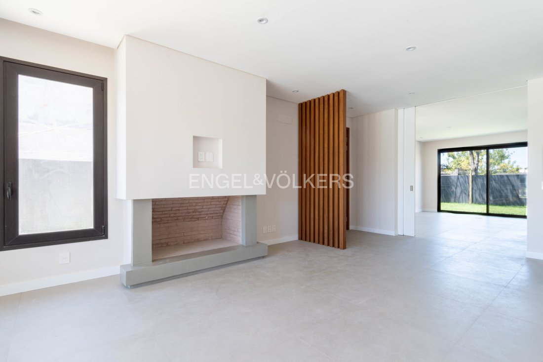 House in Montevideo, Departamento de Montevideo, Uruguay 5 - 15278684
