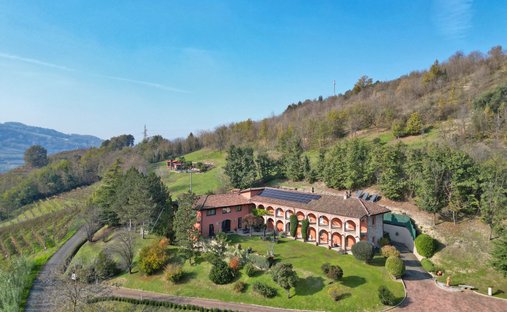 Tenuta a Monastero Bormida, Piemonte, Italia 1