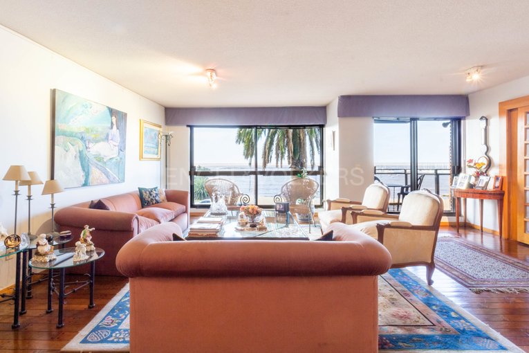 Apartment in Montevideo, Departamento de Montevideo, Uruguay 1 - 15278822