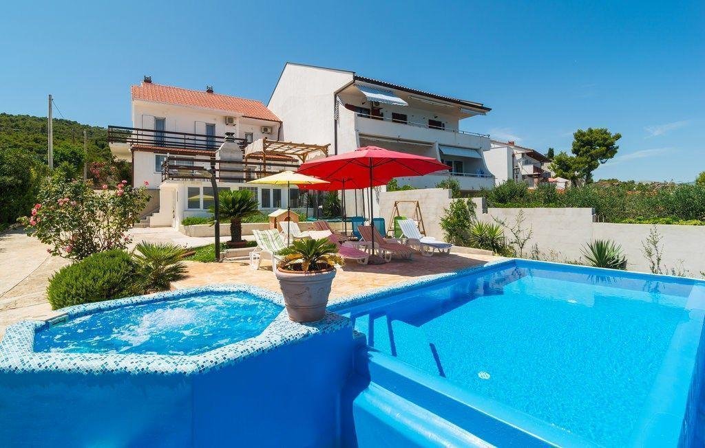 Villa in Zedno, Split-Dalmatia County, Croatia 3 - 14422156