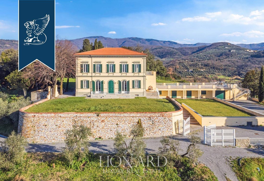 Villa in Stadium, Pistoia, Tuscany 1 - 15282560
