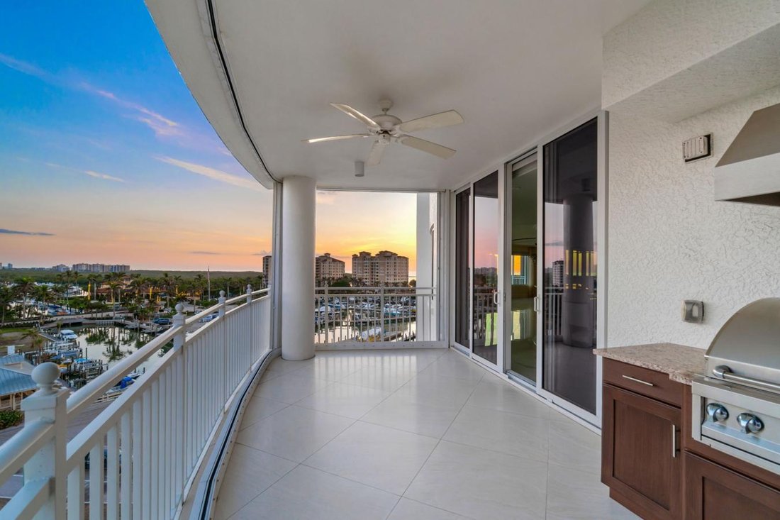 Condo in Bonita Springs, Florida, United States 3 - 15285210