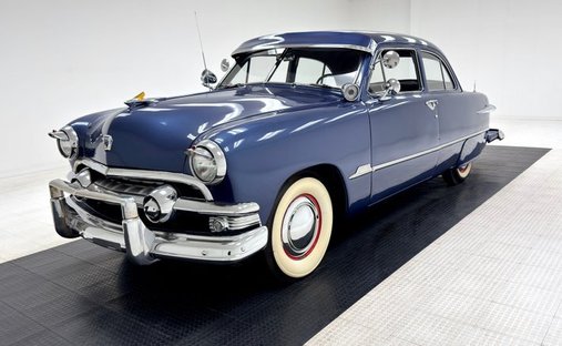 Nicely Restored/Continental Kit/239ci V8/Solid Underpinnings in Morgantown, United States 1