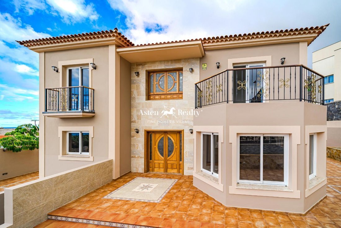 Villa in Garachico, Canary Islands, Spain 2 - 15281022
