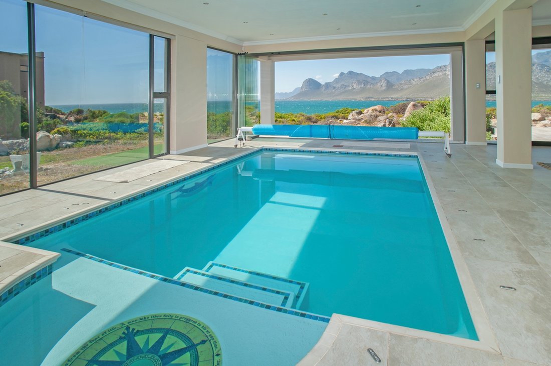 House in Pringle Bay, Western Cape, South Africa 3 - 15284747