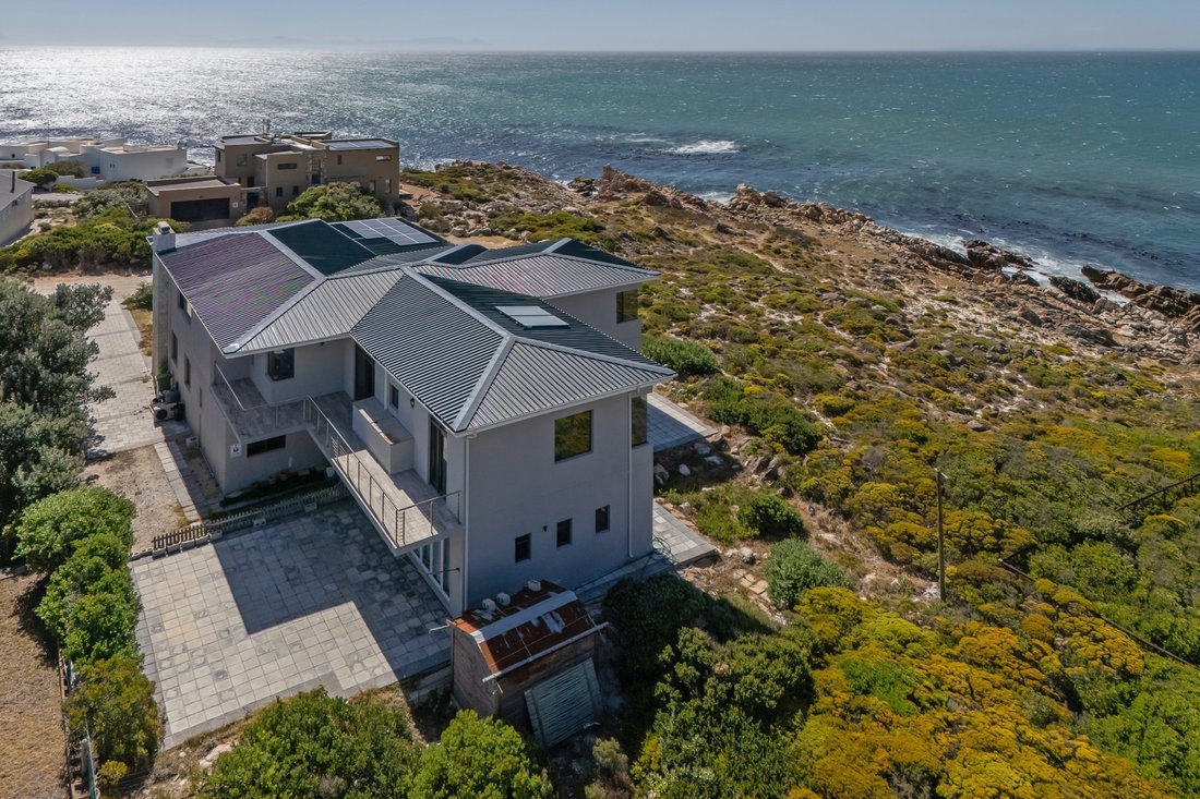 House in Pringle Bay, Western Cape, South Africa 1 - 15284747