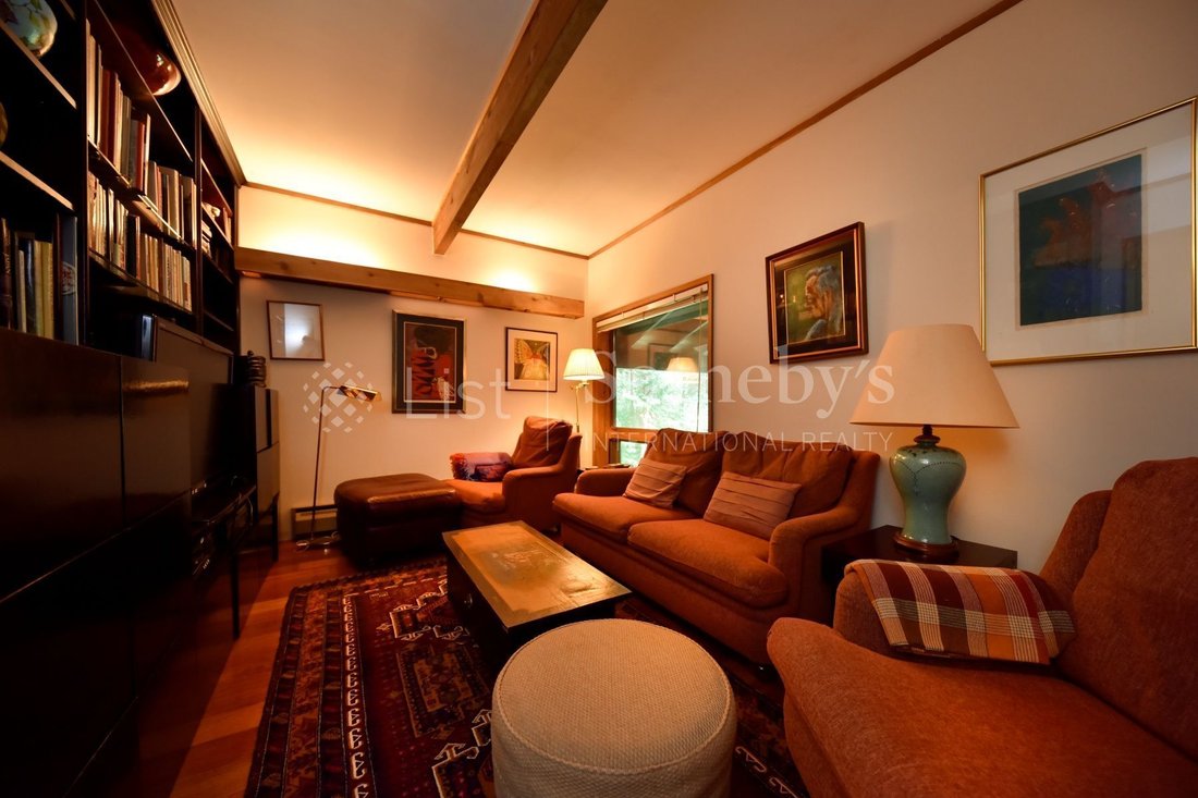 House in Narusawa, Yamanashi, Japan 5 - 11245872
